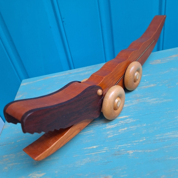 Wood Alligator Mascot Crocodile Gator Lover Gift Handmade Wooden Toy Home Decor - Picture 9 of 15